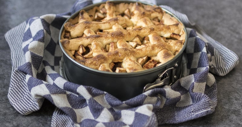Tarte tatin aux pommes : la recette classique ultra fondante