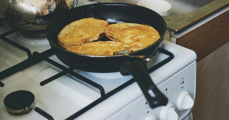 La cuisson à la poêle : les 4 minutes qui décident de tout